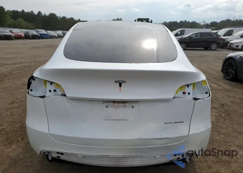 2023 Tesla Model Y из США, поврежденный, VIN 7SAYGDEE5PF666554